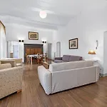 Quadrilocale Camelot Apartamento