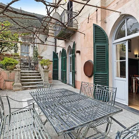 Quadrilocale Camelot * Finale Ligure