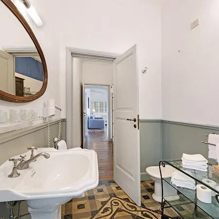 Appartement Quadrilocale Camelot