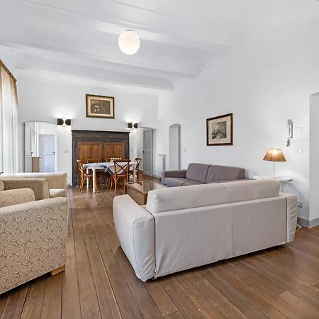 Quadrilocale Camelot Appartement